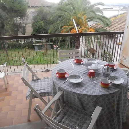 Nunzia - Trilocale Con Terrazzo Vista Mare E Doppi Servizi * Сироло